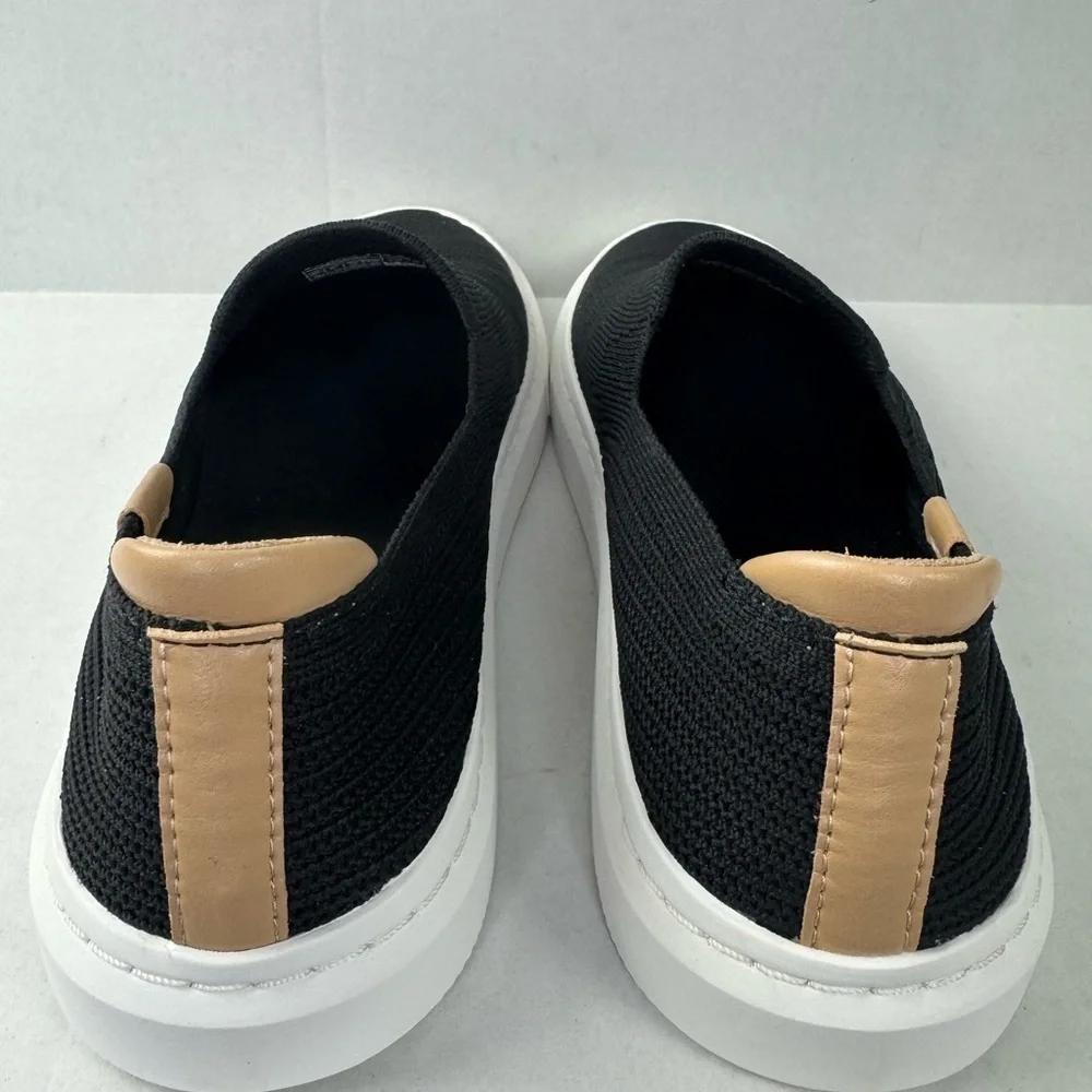 UGG Women’s Sammy Sz 9 Slip-on Sneaker Navy Blue Ribbed Knit.